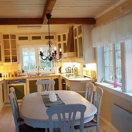 Kvalsund Villa *
